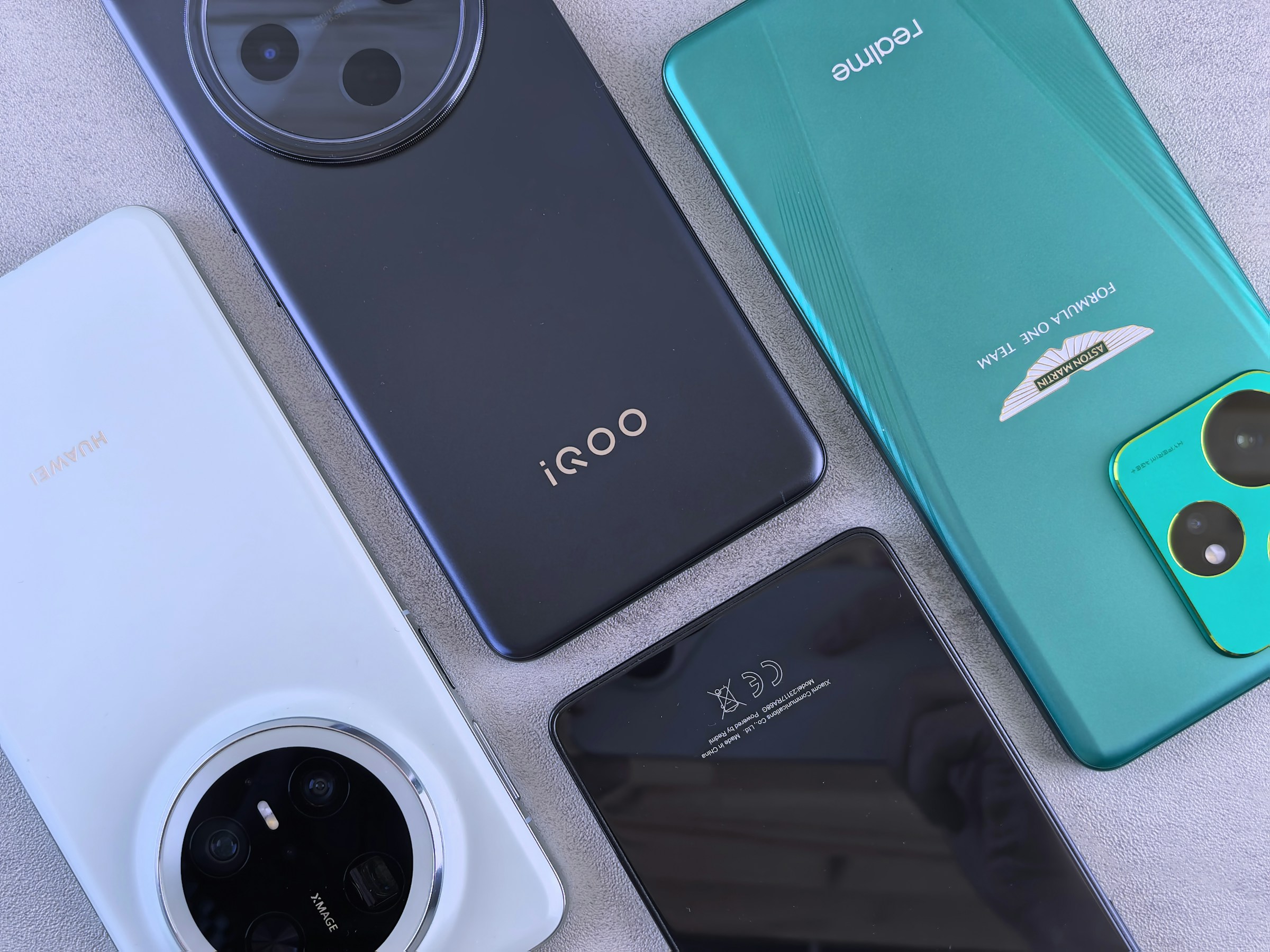 Mobile Phones Item 2 20x