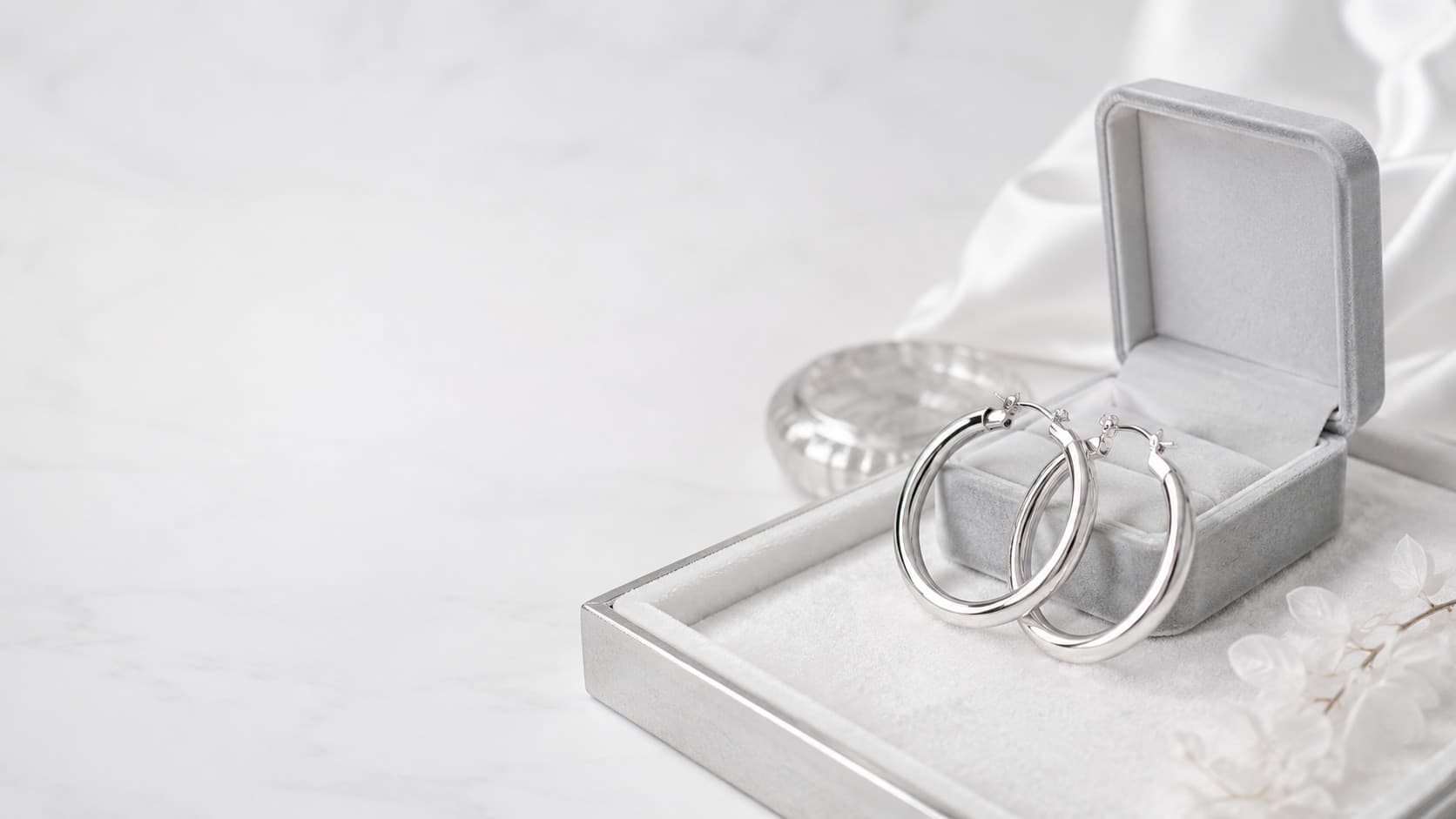 Earrings 02